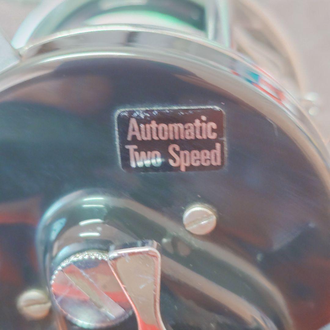 ABU Ambassadeur 9000CL[85]年製純正赤パワーハンドル仕様