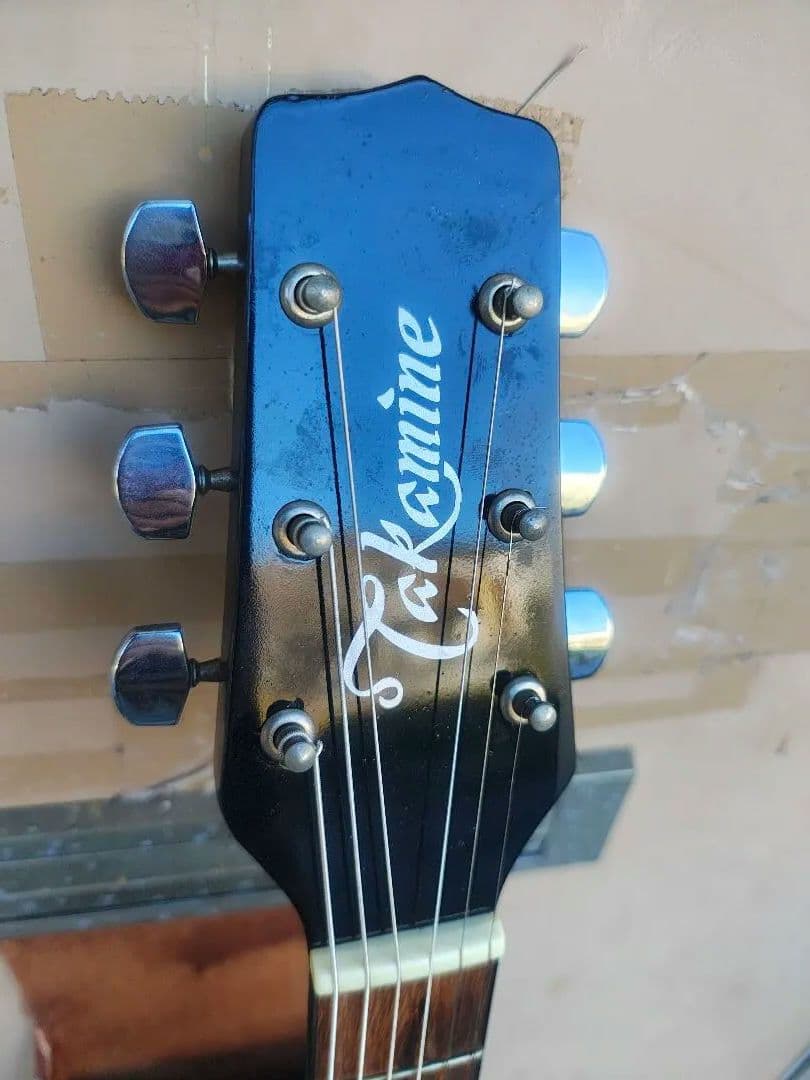 美品 Takamine 200シリーズ(？)NA 型番不明 PU付き エレアコ