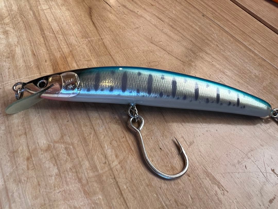 だ*こ様 ビッグトラウトルアー 魚じゃらし工房 saburou140&140B