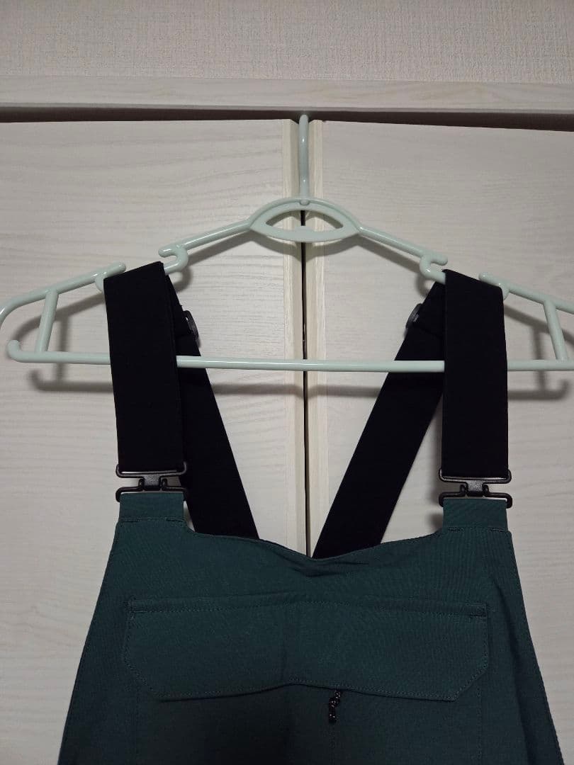 VOLCOM レディースビブパンツ Mサイズ ダークグリーン