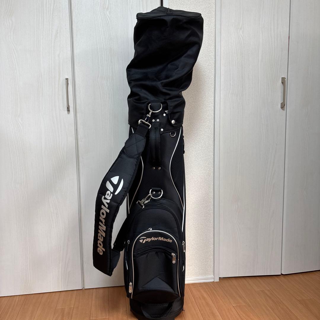 TaylorMade ブラック キャディバッグ フード付き