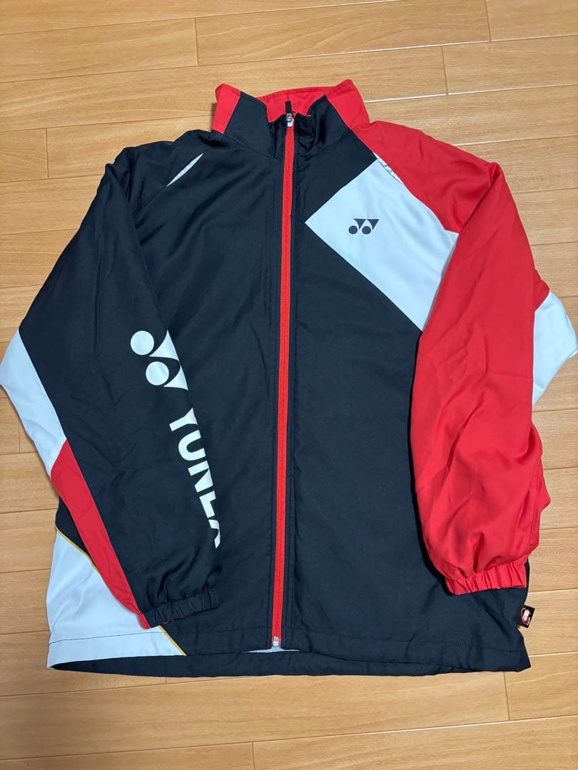 ヨネックス　yonex ウィンドブレーカー