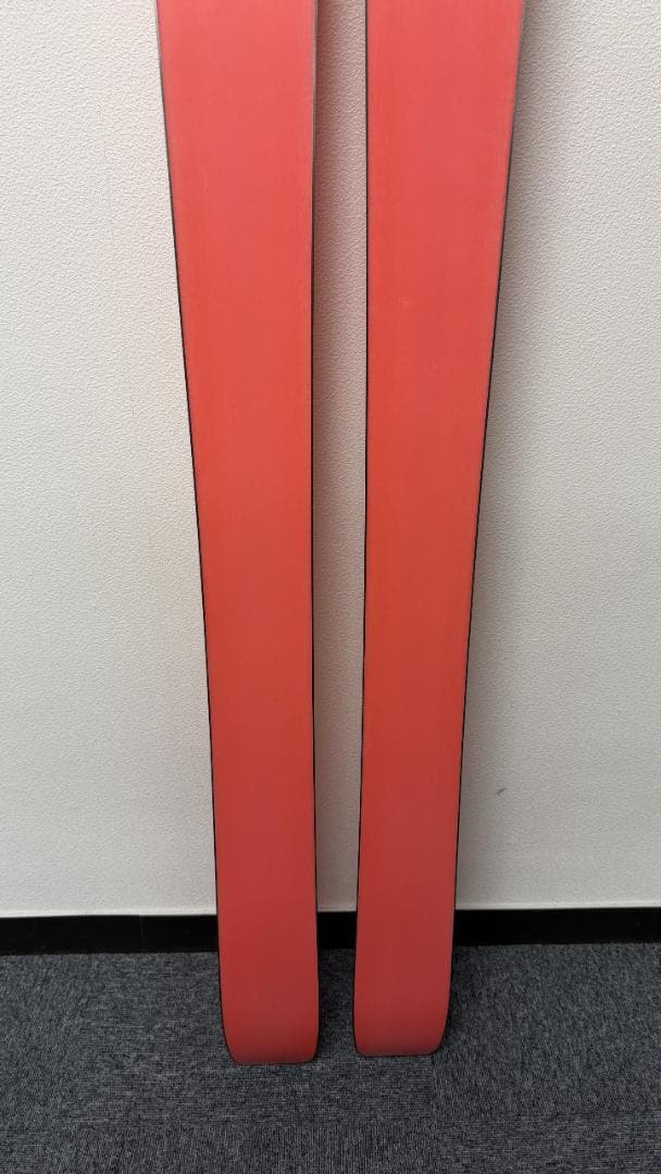 Blackcrows draco freebird 181cm 専用シール付