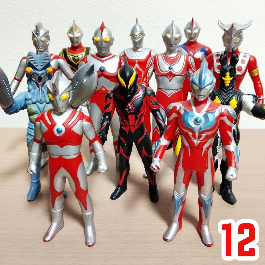 ウルトラマン 怪獣 ソフビ 42体　ライブサイン付　フィギュア　絶版　廃番