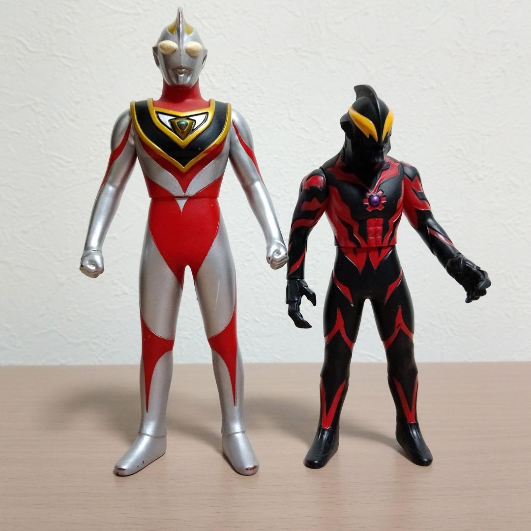 ウルトラマン 怪獣 ソフビ 42体　ライブサイン付　フィギュア　絶版　廃番
