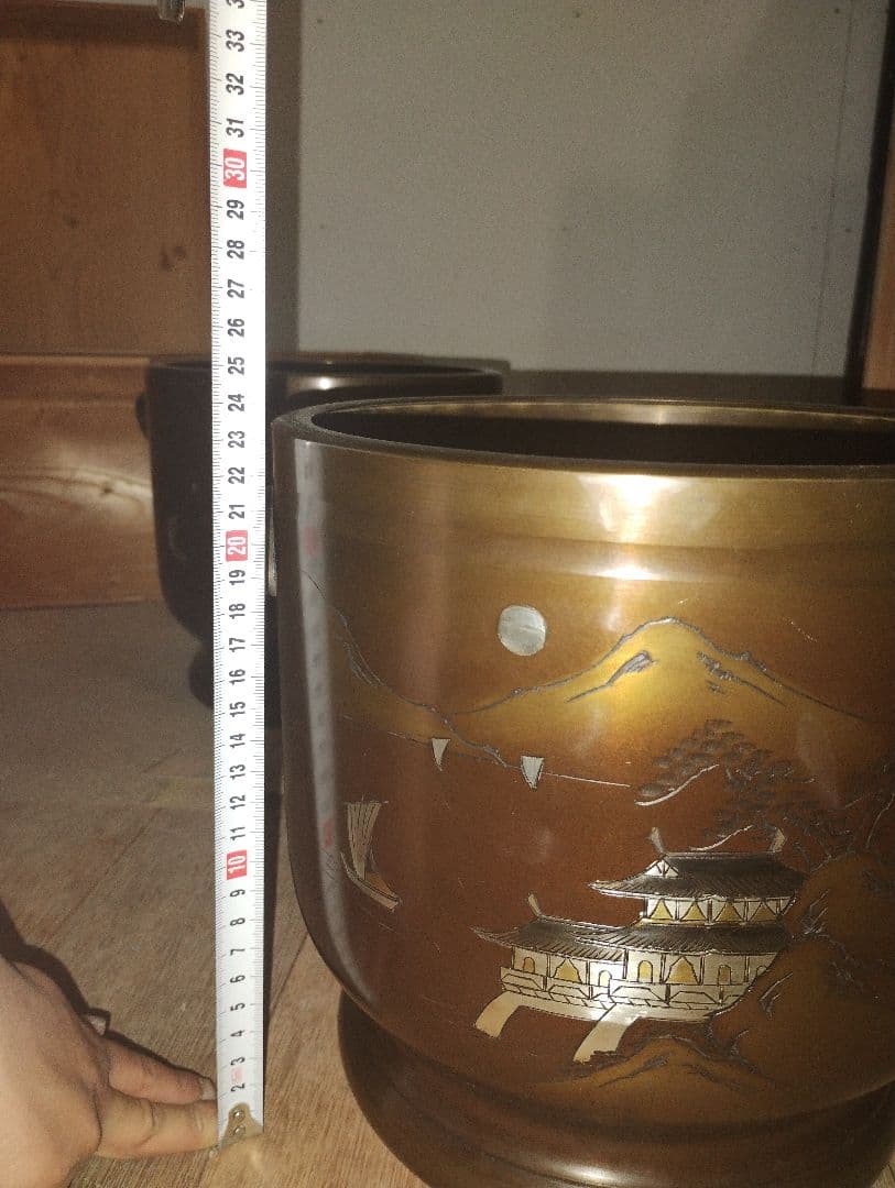唐金火鉢（真鍮製）2点セット 木製収納箱付き
