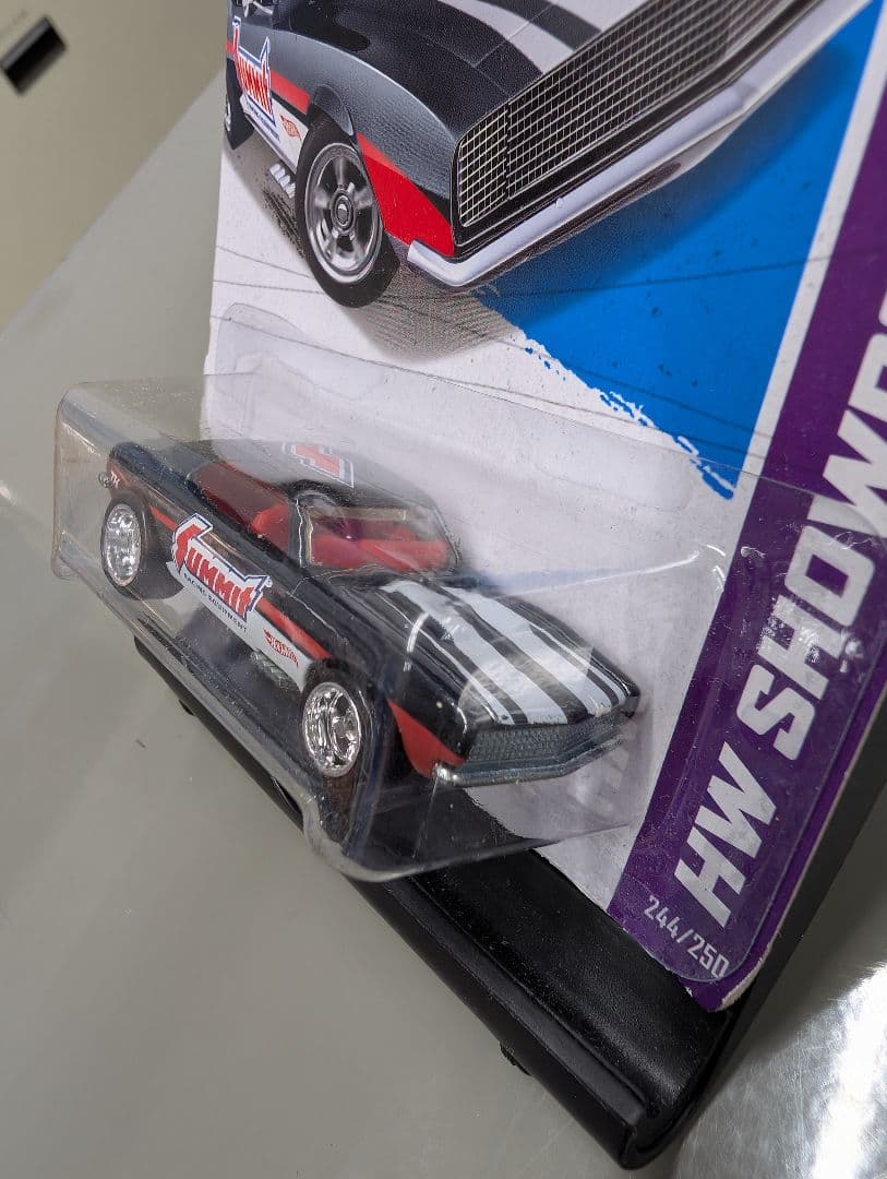 '67 CAMARO® HW SHOWROOM™ HotWheels STH