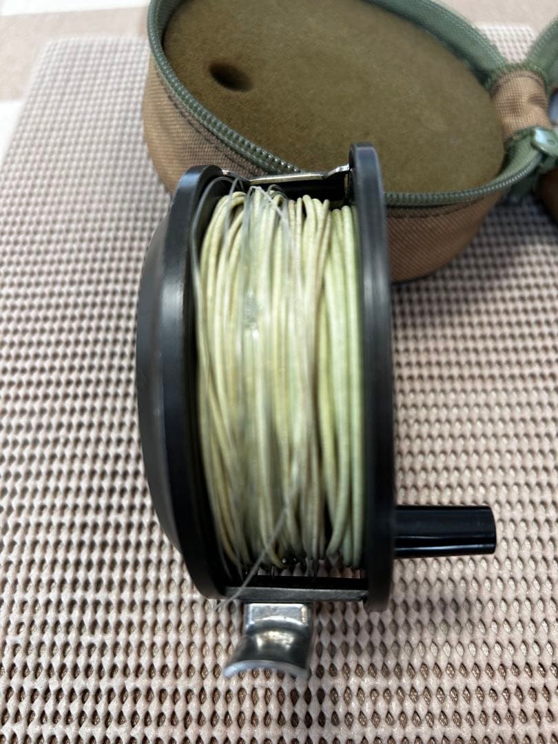 中古品　Orvis Battenkill 10/11 Disc