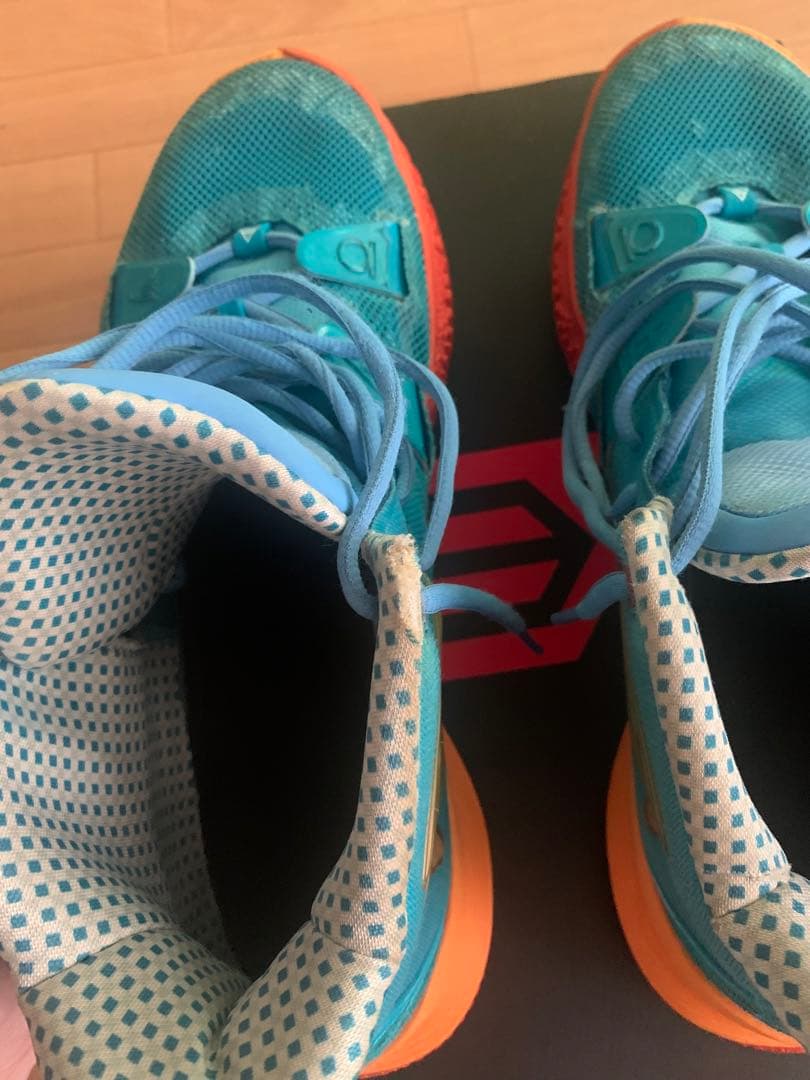 カイリー7 ホルス バッシュ 30cm ナイキ nike