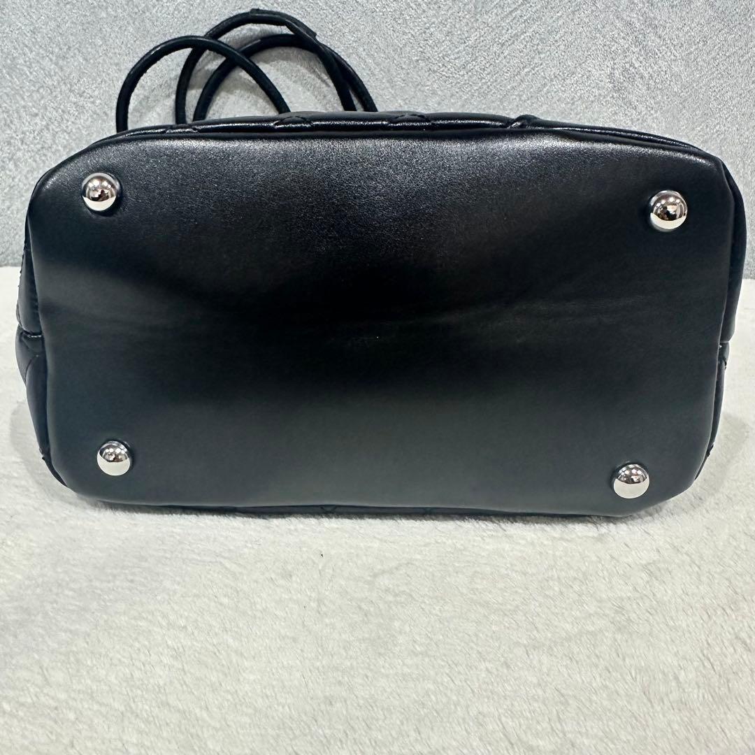 CHANEL ノベルティ　キルティングトートバッグ