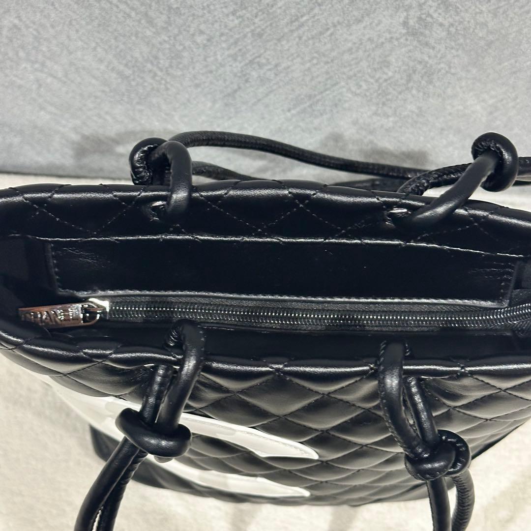 CHANEL ノベルティ　キルティングトートバッグ