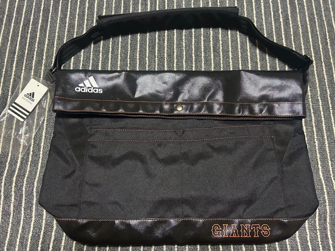 読売巨人軍坂本勇人アディダス製 ユニフォーム160サイズ 新品未使用 バッグ付