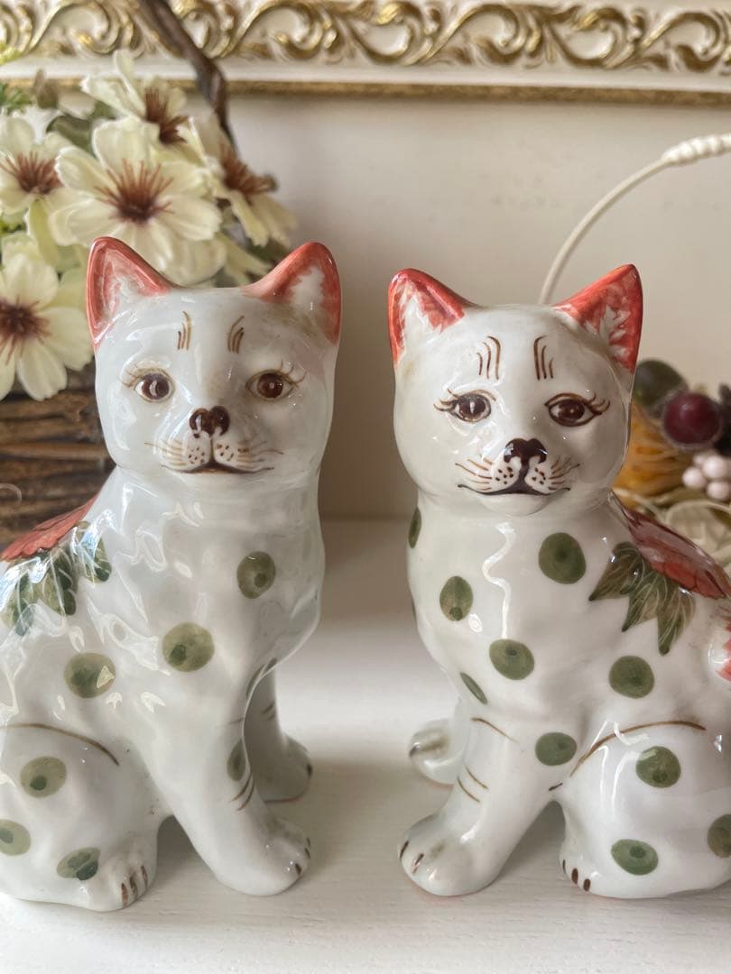 スタッフォードシャードッグ　イギリス　猫