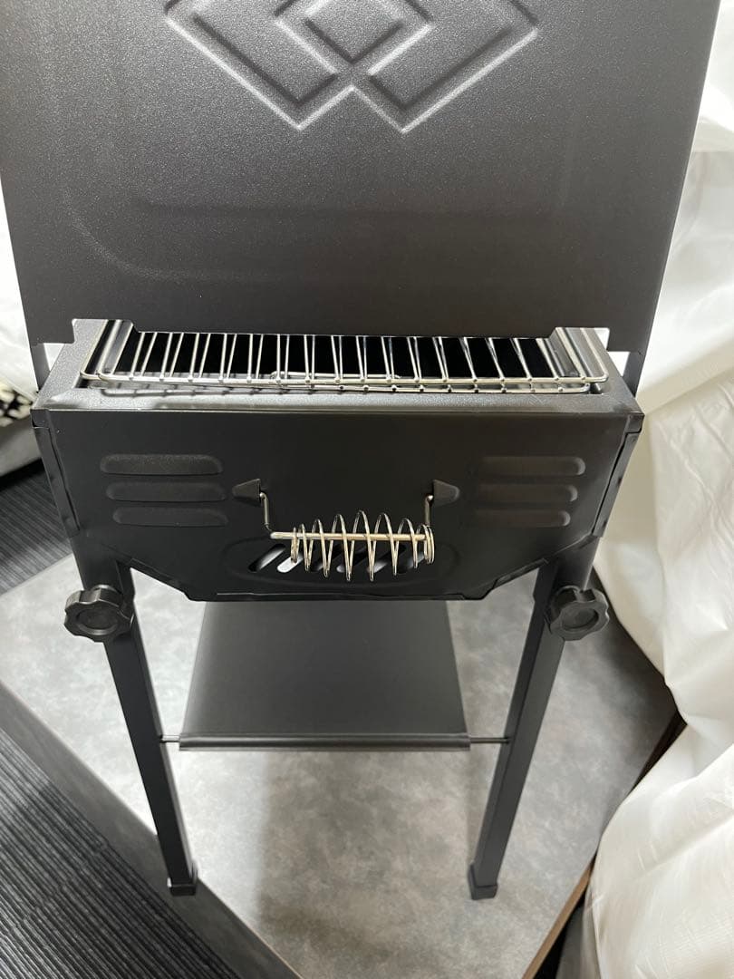 訳あり処分価格バーベキューコンロ　オシャレ ブラック　凹みアリ