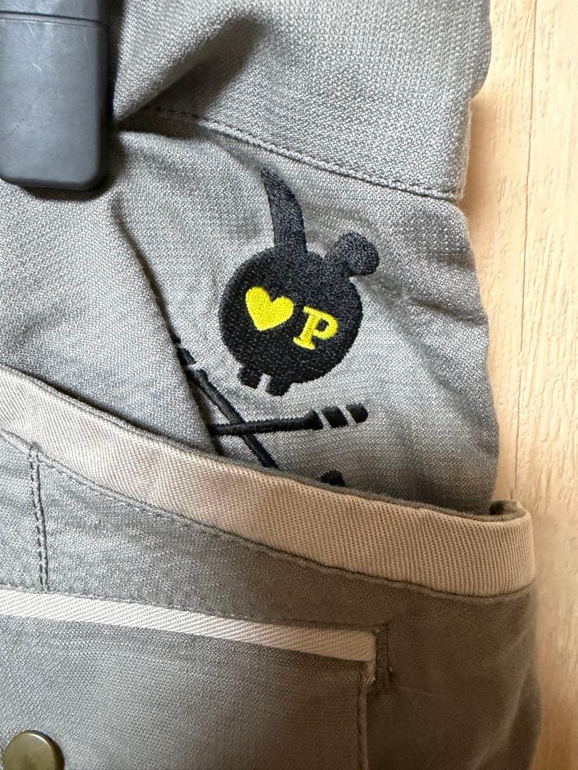 【人気】パーリーゲイツ ゴルフパンツ 刺繍ロゴ ニコちゃん グレー 5（L相当）