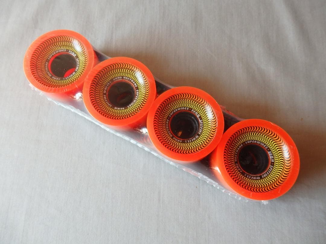 新品◆Spitfire Superwides Orange ウィール◆58mm