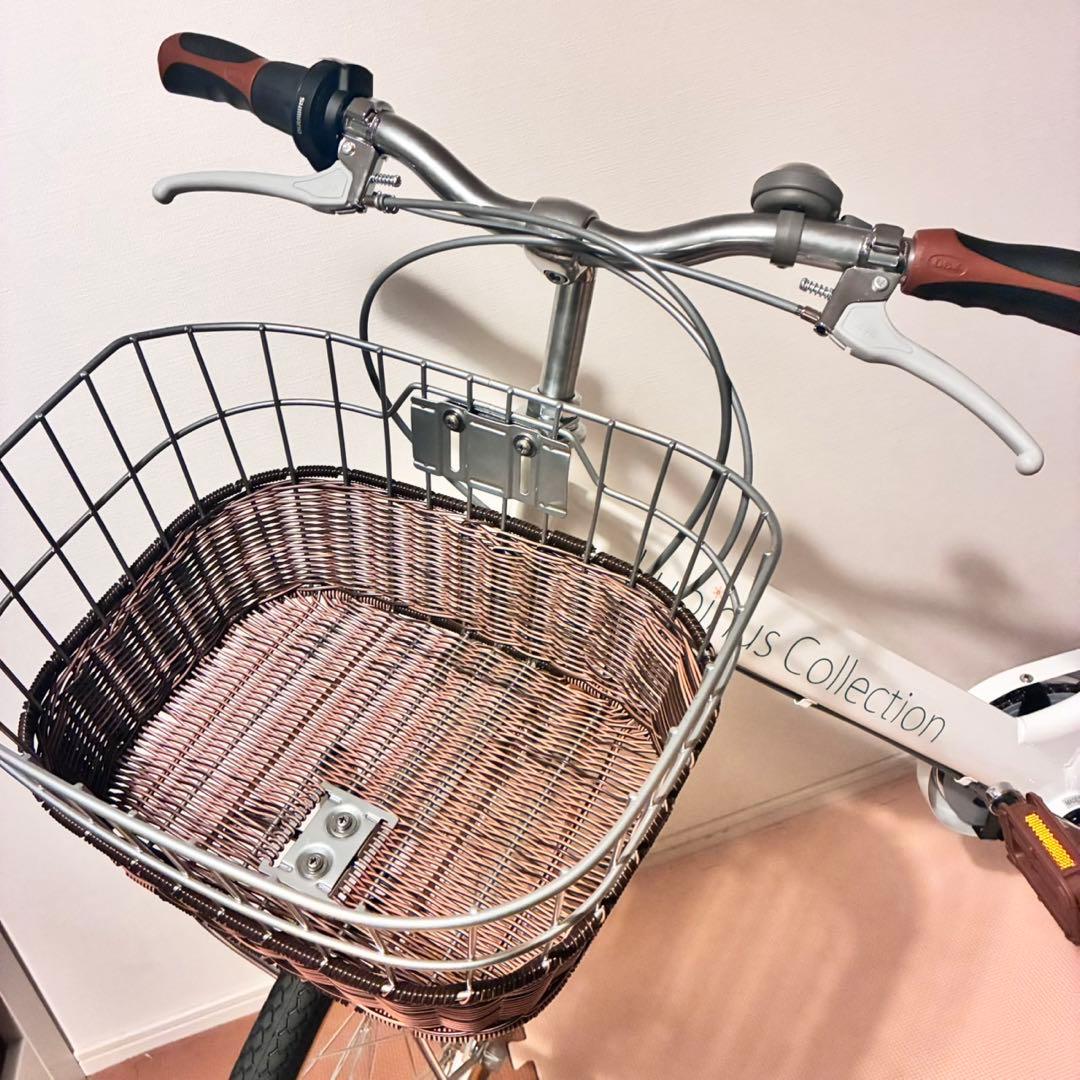 新品 24インチ シティサイクル 自転車　変速ギア　ホワイト　ルピナス　大阪限定