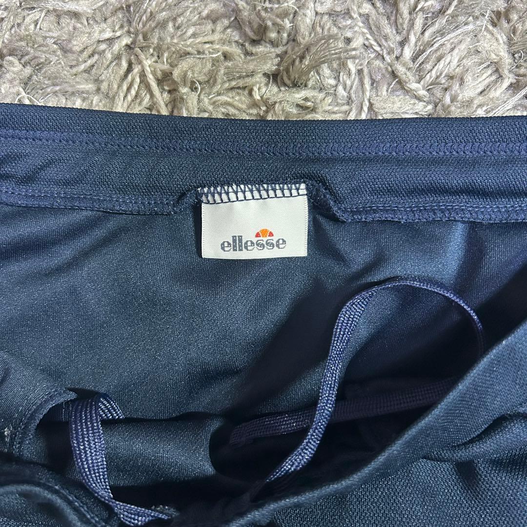 【美品】エレッセ ネイビーストライプ テニスウェア セットアップ