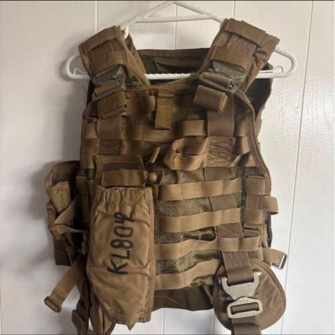 米軍実物　VEST FRONT BACK SUBASSYタクティカルベスト　①