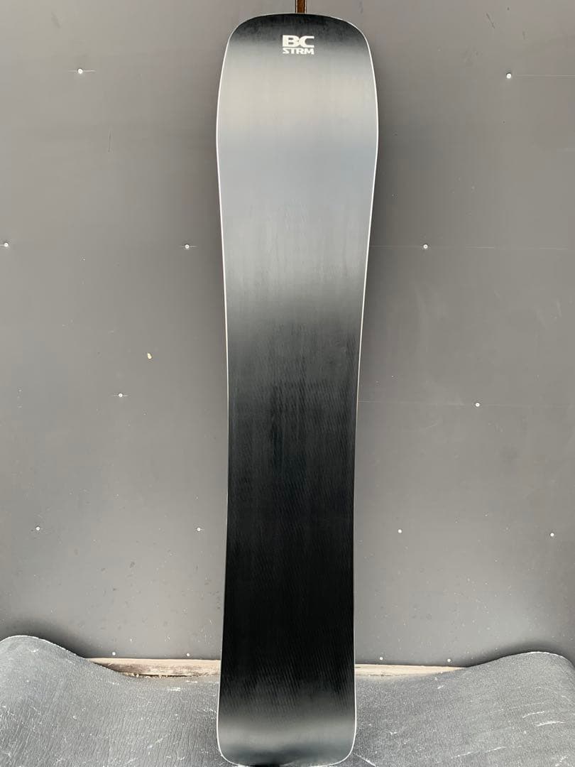 22-23年B.C. Stream DR 157ｃｍ スノーボード　中古