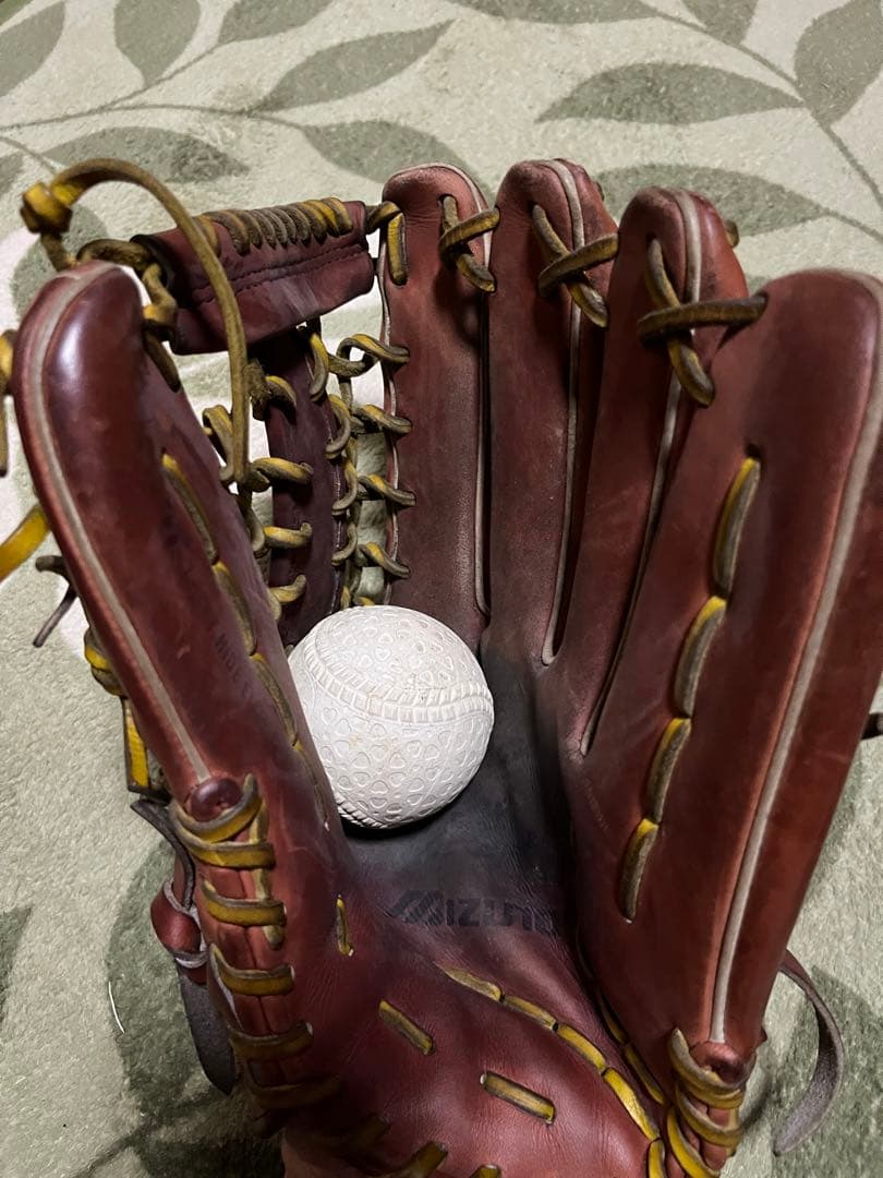 Mizuno プロフェッショナル グローブ 右投げ　硬式