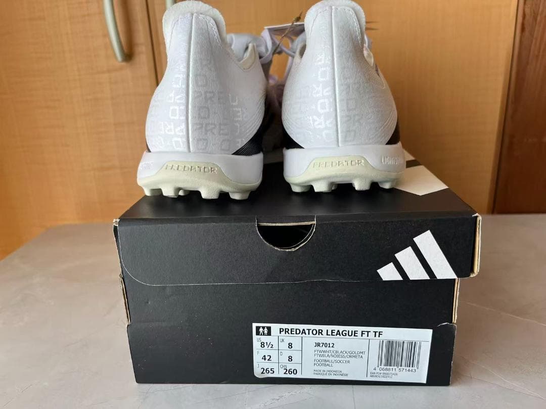 adidas Predator サッカーシューズ ホワイト/ブラック