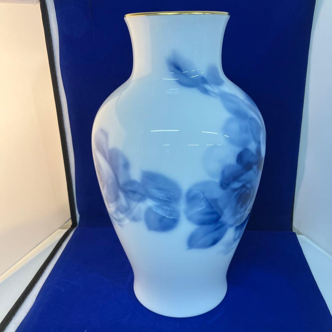 L-615【美品】未使用　大倉陶園 ブルーローズ 花瓶 花器