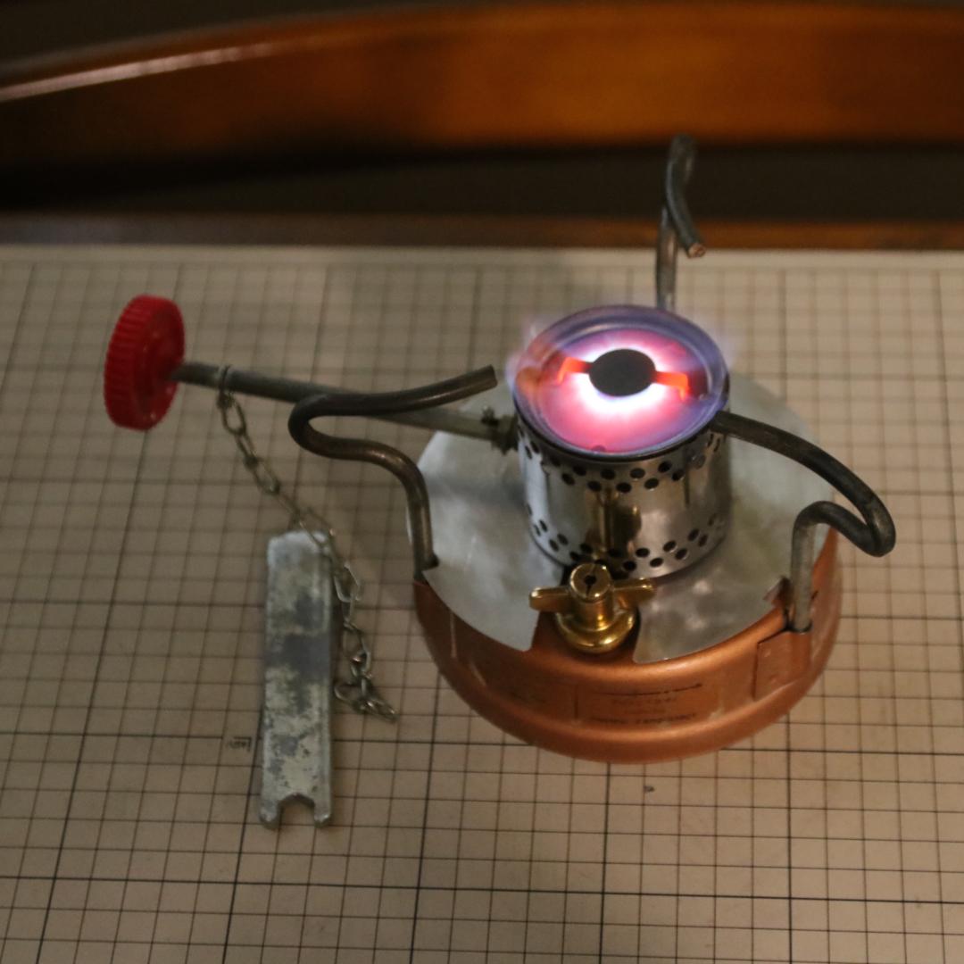 値下げ　ホエーブス No.725　小ブス　赤缶 　No.16