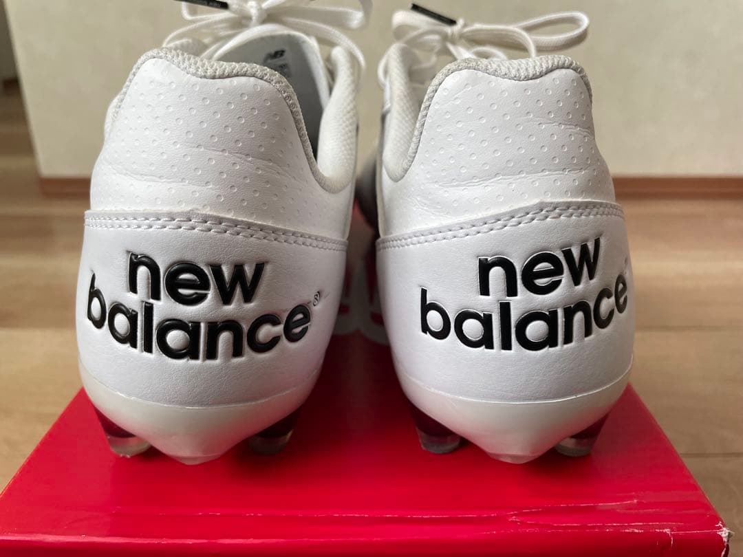 友理奈　new balance 442 V2 team HG