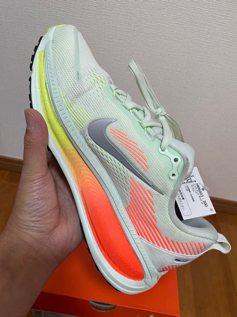 NIKE ボメロ18 26cm