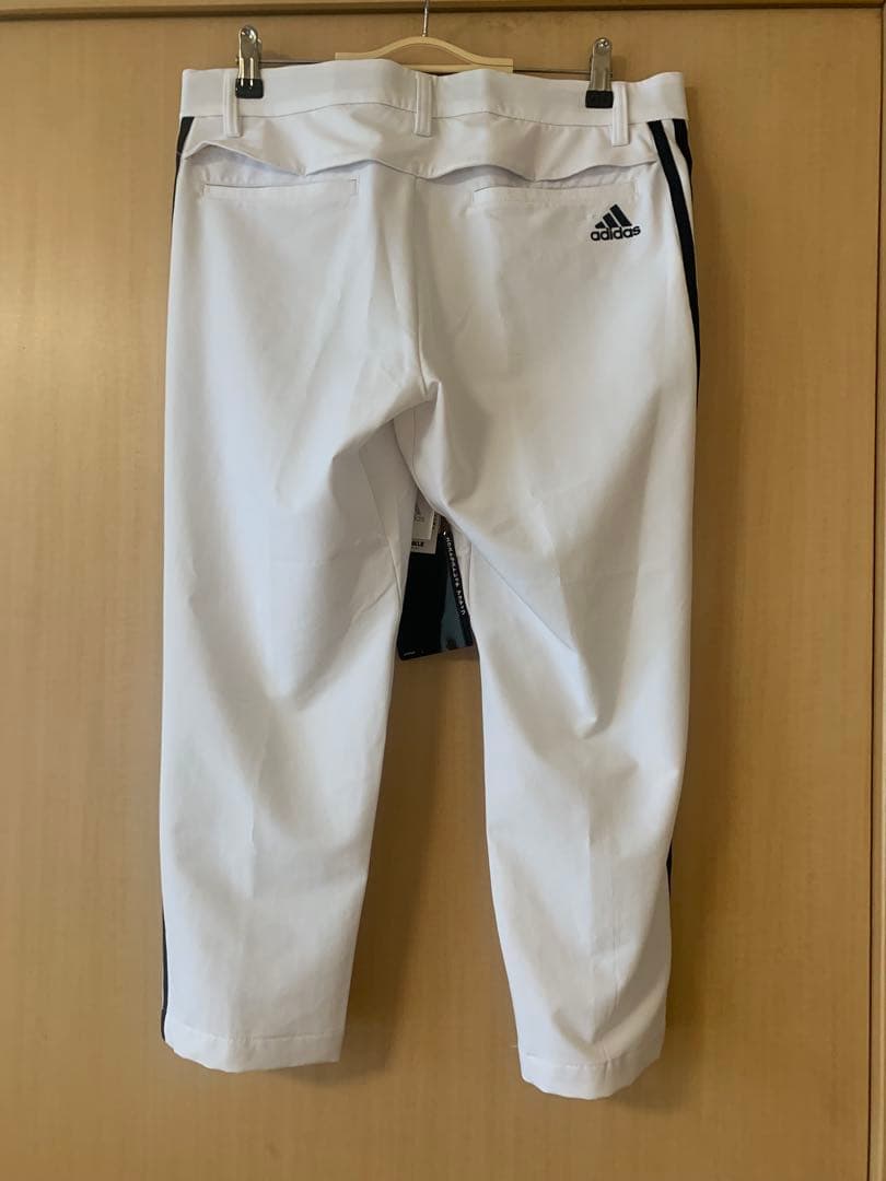 adidas クロップドアンクルパンツ　ホワイト／ブラックライン　ウエスト85