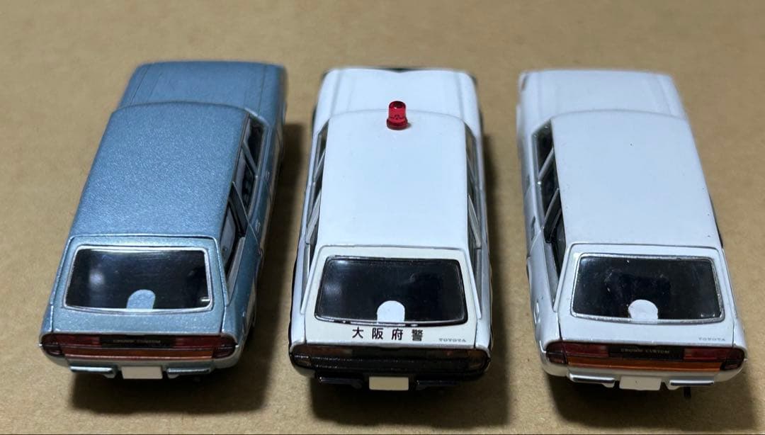 箱なし トミカリミテッドヴィンテージネオ クラウンバン カスタム 3台セット