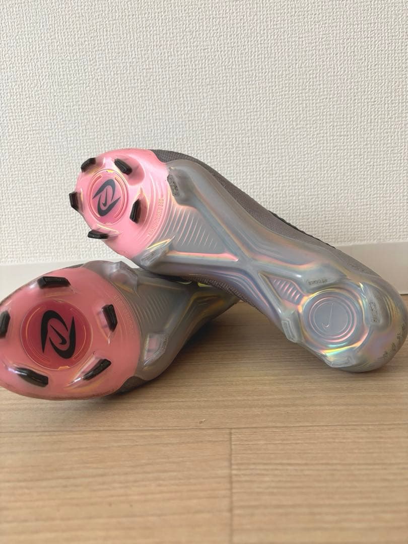 NIKE ファントムルナ2 エリートFG 27.0cm