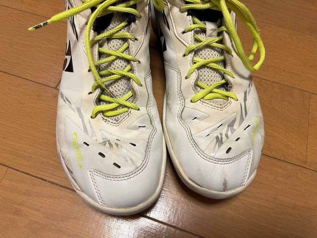 28 バドミントンシューズ YONEX ヨネックス パワークッション 65 Z