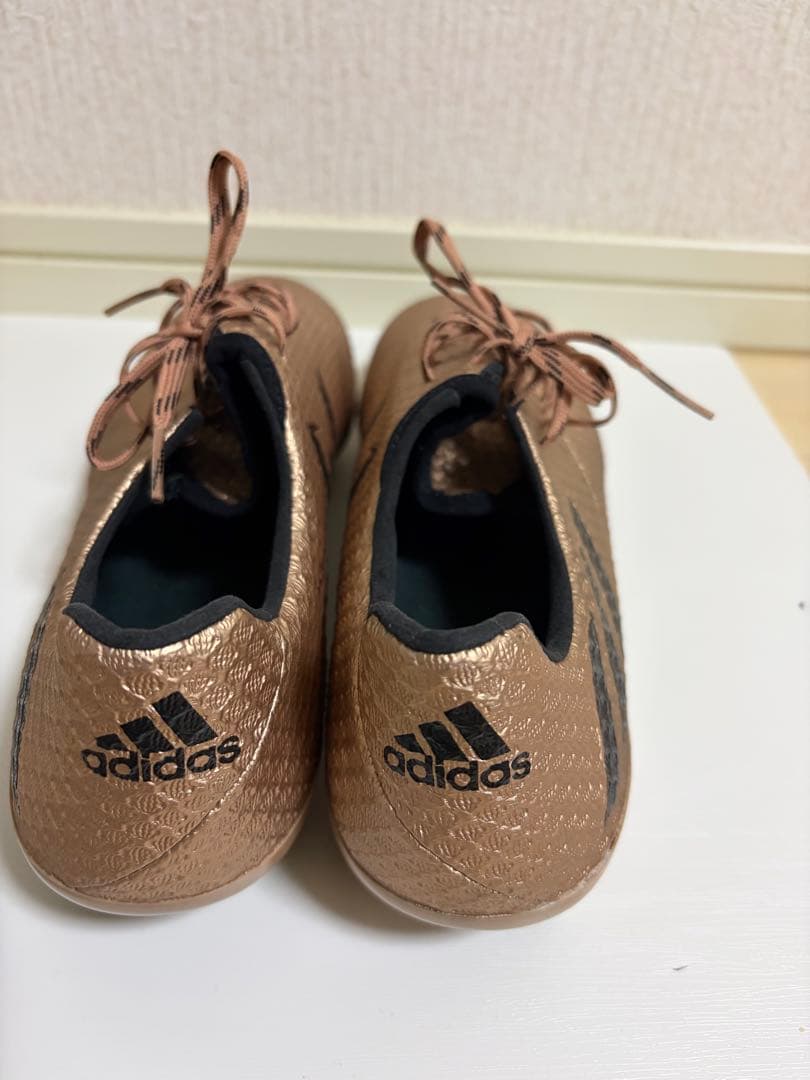 アディダス メッシ 16.1 FG/AG(ブロンズ×ブラック)