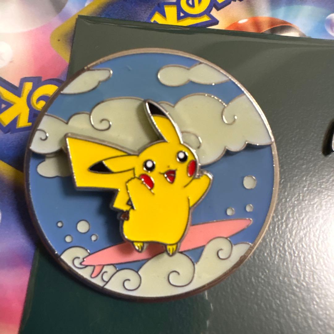 ピカチュウ リザードン ピンバッジセット