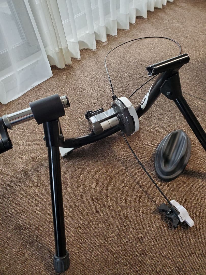 ミノウラ　B60　固定式サイクルトレーナー