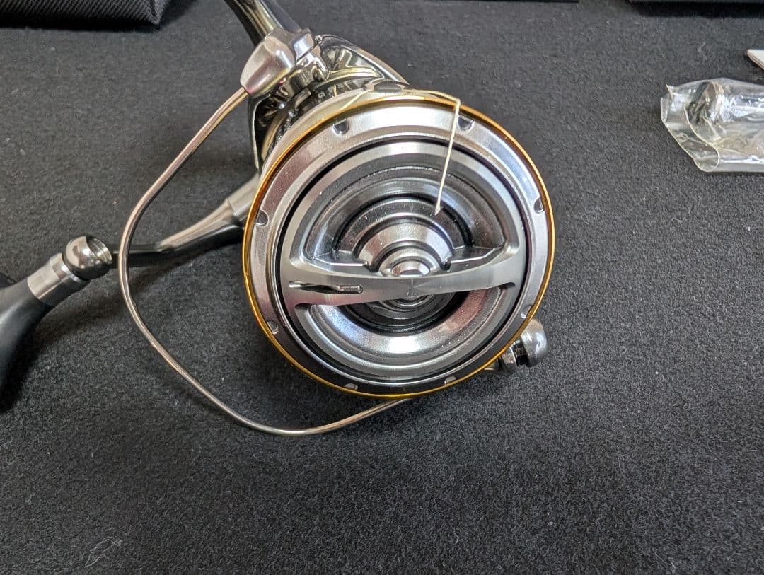 18STELLA 4000MHG スピニングリール