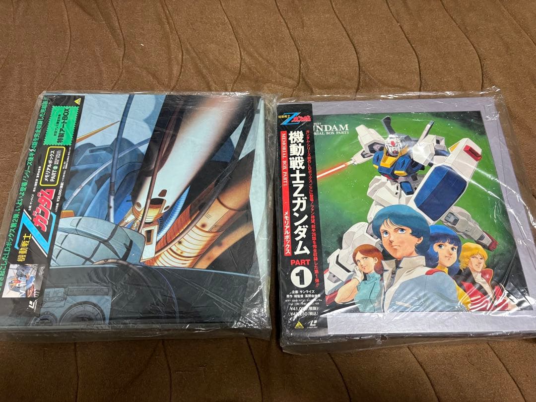 Zガンダムヒストリカ12冊と特製アート・メモリアルボックスのセット