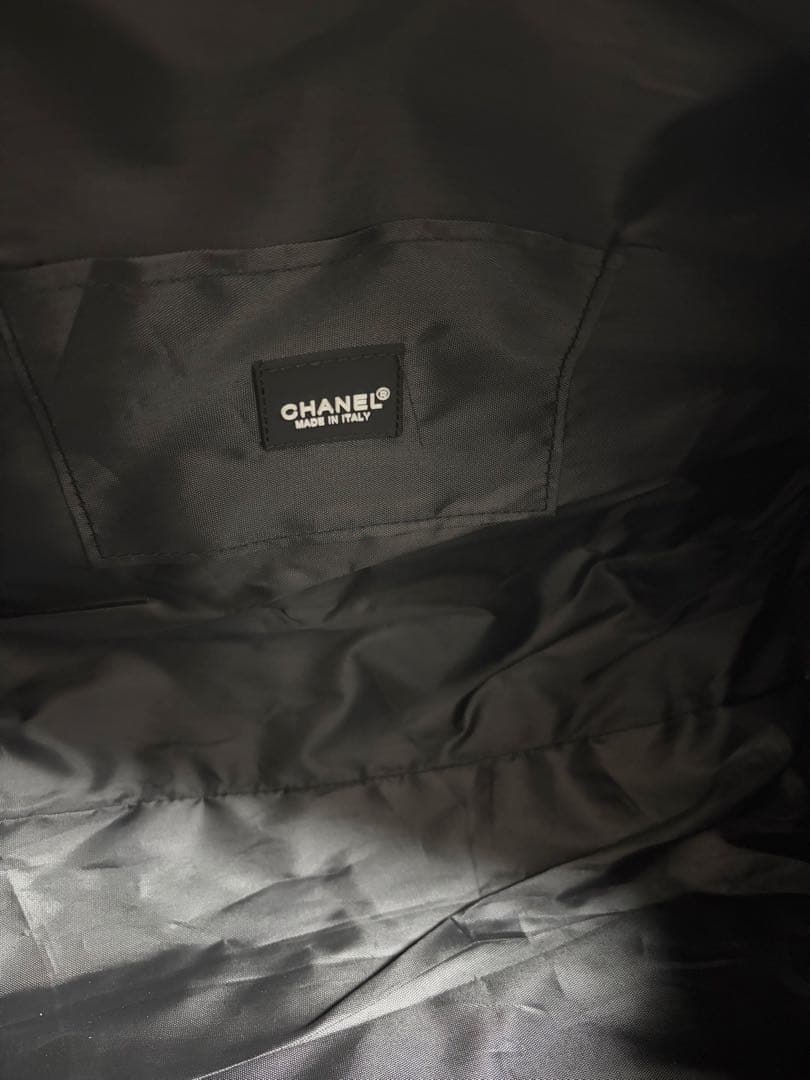 CHANEL シャネル　ノベルティ　ボストンバッグ イタリア製　黒いマーク