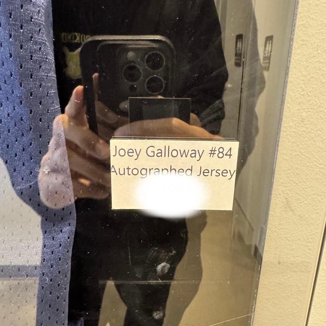 NFL カウボーイズ GALLOWAY #84 直筆サイン入りユニフォーム 額装