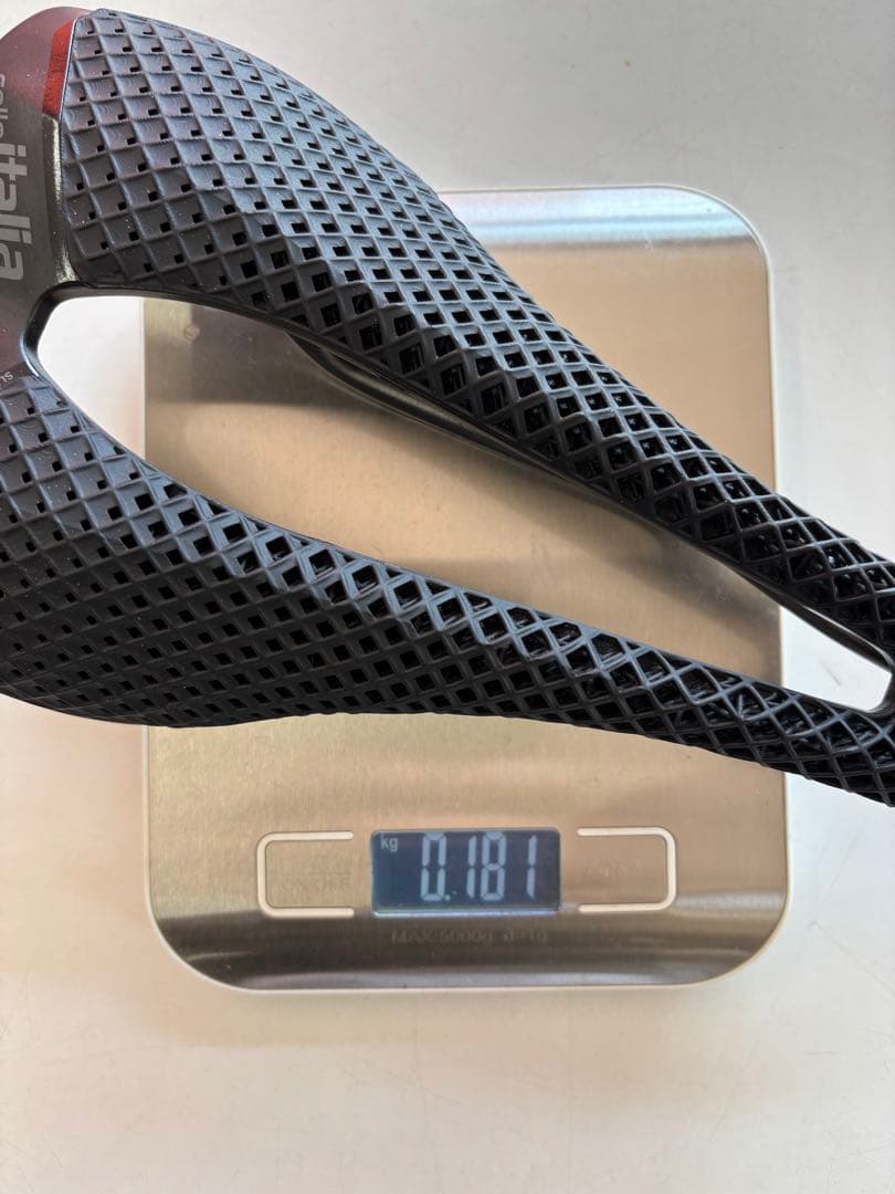 セライタリアSLR ELITE 3D S3 サドル（130mm）