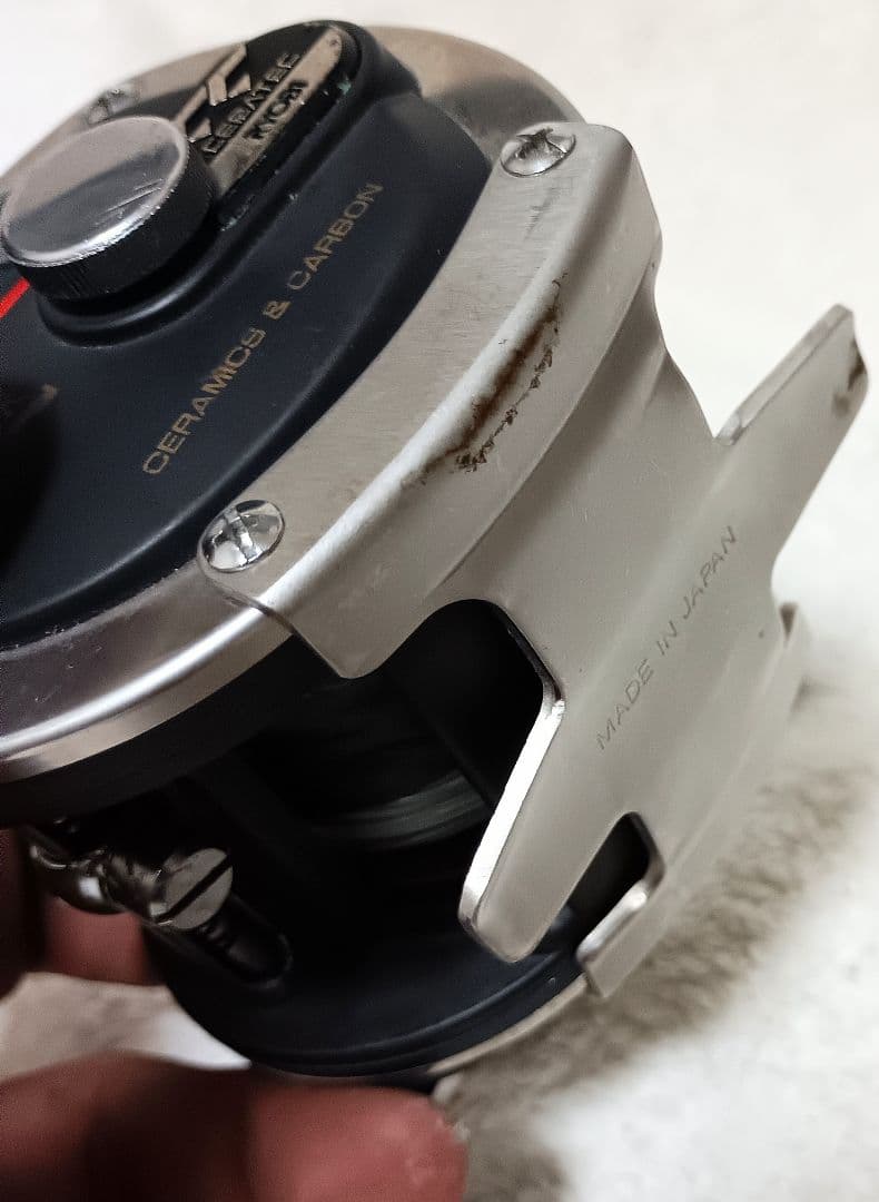 リョービセラテックAD70胴突！両軸リール新品ナイロンライン8号付
