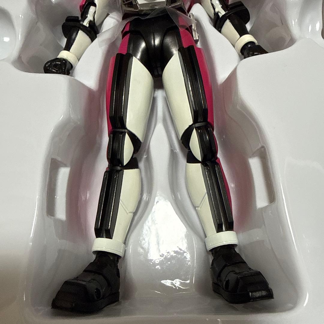 S.H.Figuarts (真骨彫製法) 仮面ライダーディケイド　50th 初版