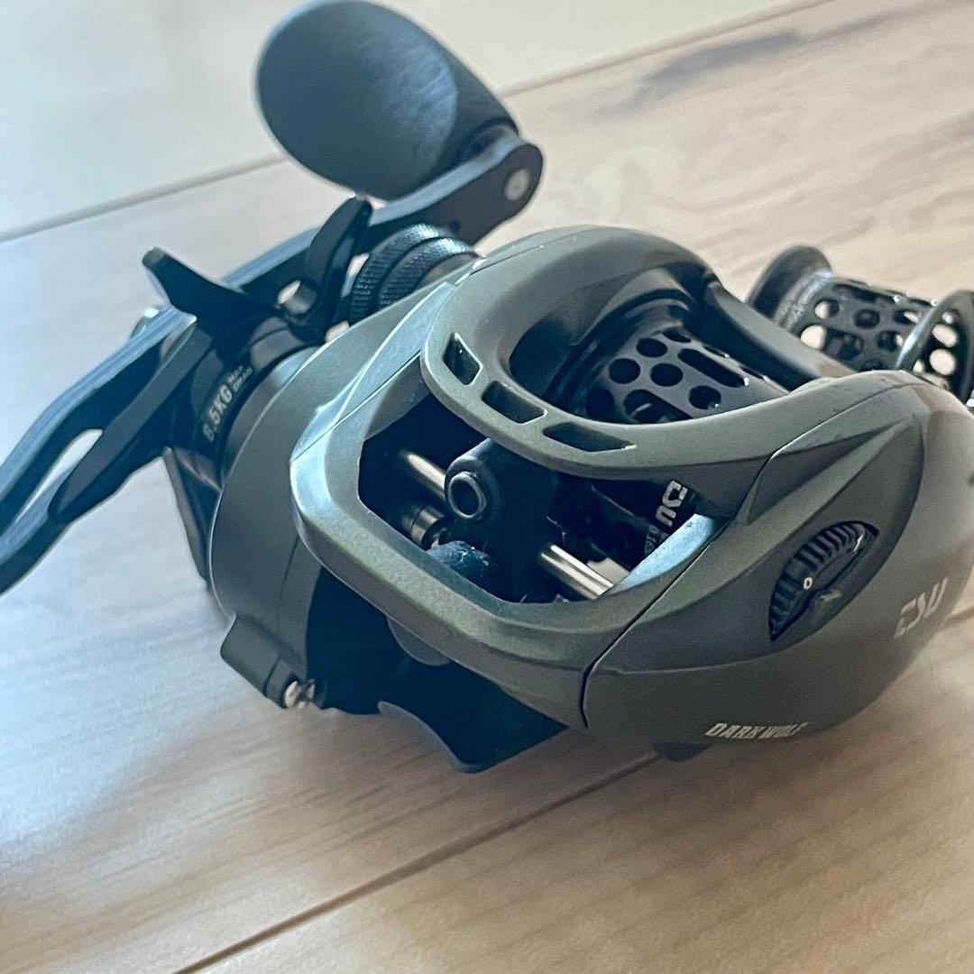 ダークウルフ ウルトラ KF-50S ベイトフィネス　右ハンドル　替スプール付き