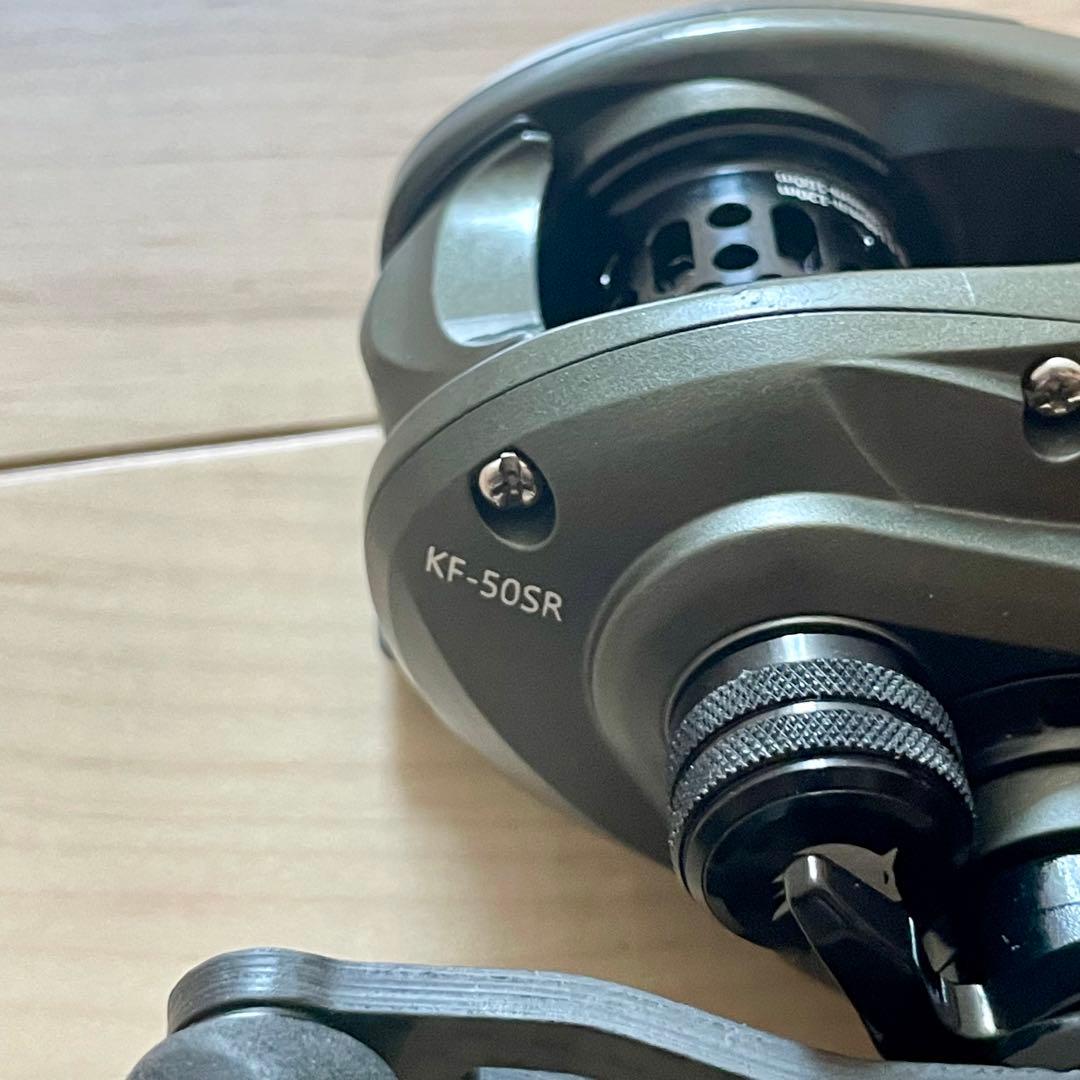 ダークウルフ ウルトラ KF-50S ベイトフィネス　右ハンドル　替スプール付き
