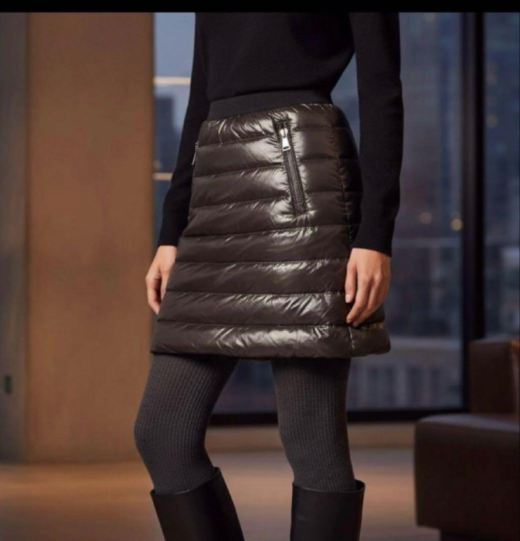MONCLER ダウンミニスカートブラック40 M〜 L 【未使用】