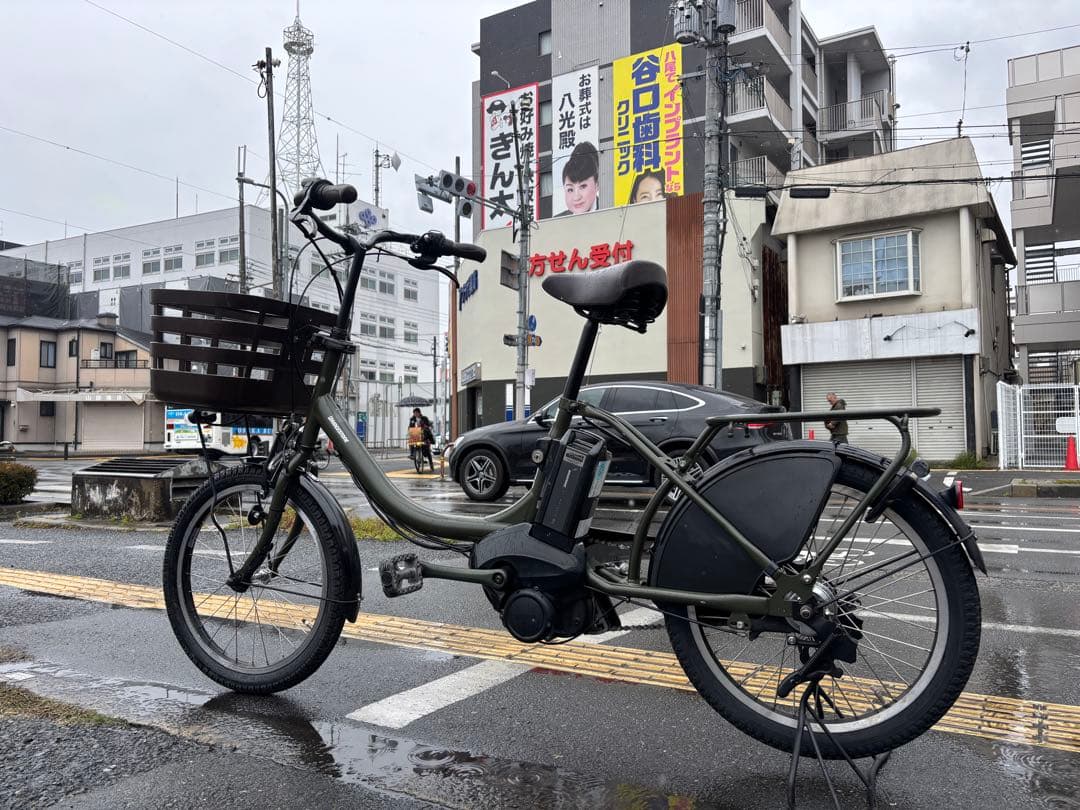 083中古ブリヂストン電動アシスト自転車　8.7Ah 大阪
