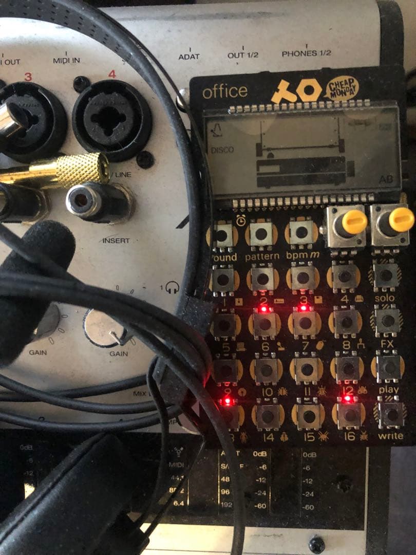 Teenage Engineering PO-24 オフィス　動作ok セール