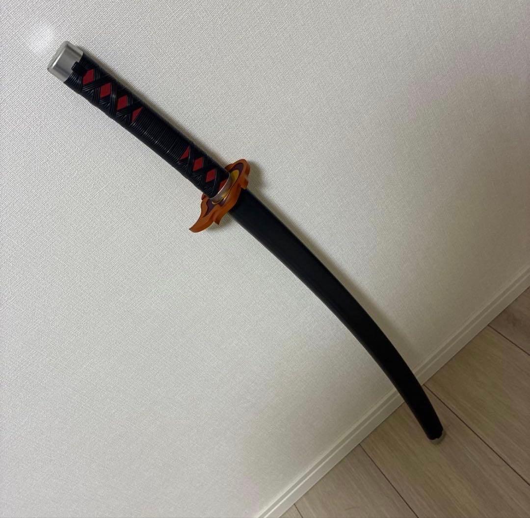 PROPLICA 日輪刀　（竈門炭治郎）煉獄杏寿郎の鍔ver.